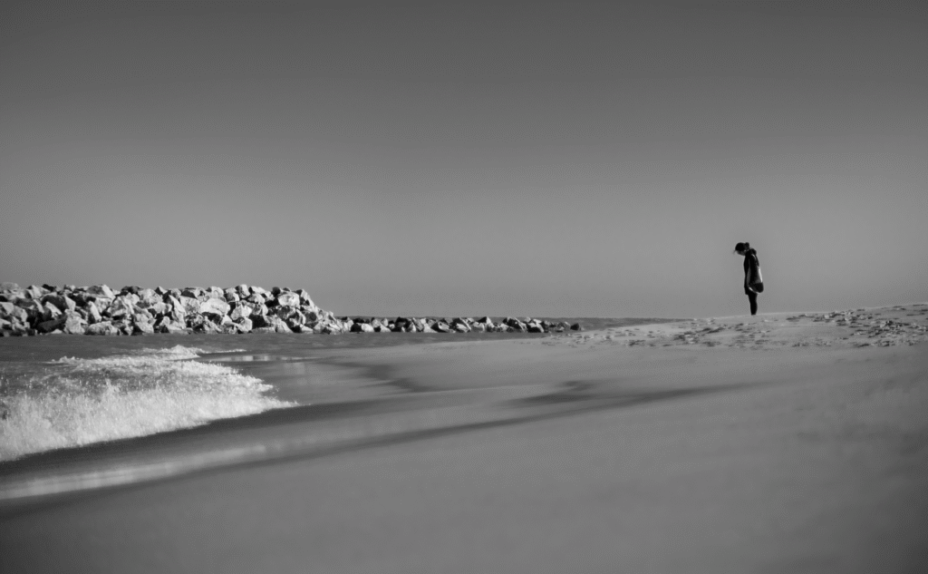 alone, sad, beach, sea, sad girl, ocean, girl, nature, lonely, woman, solitude, melancholy, black and white